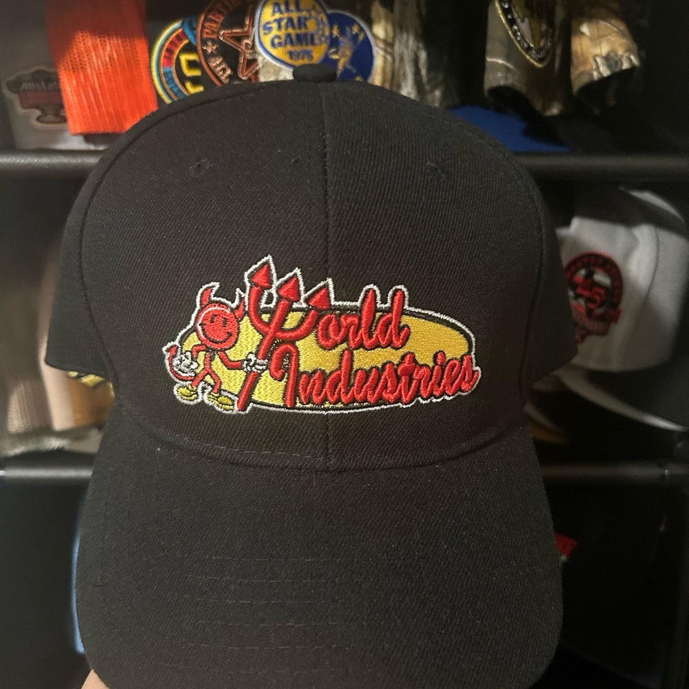 World industries snap back